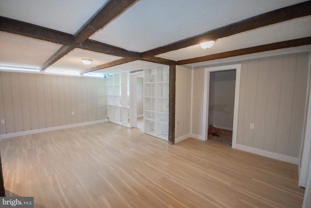 508 EDGEMONT TERRACE
