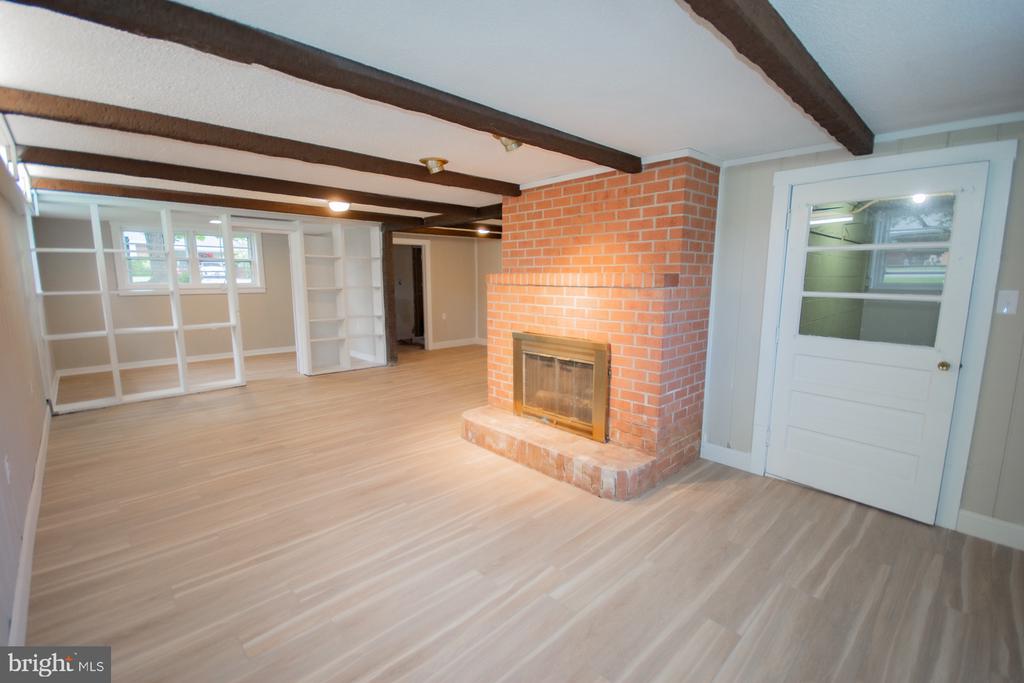 508 EDGEMONT TERRACE