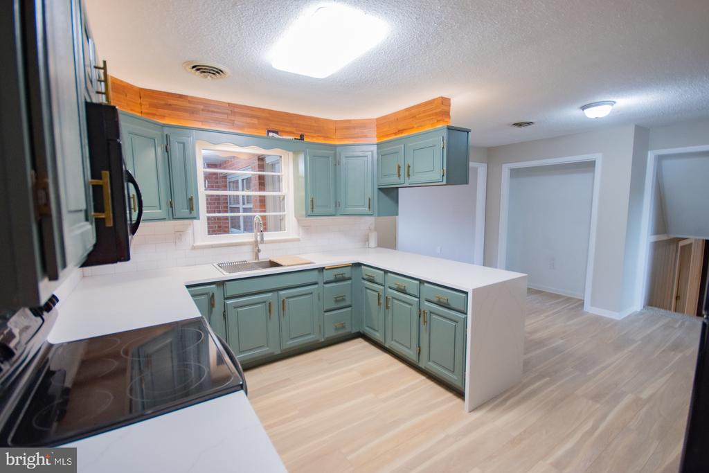 508 EDGEMONT TERRACE