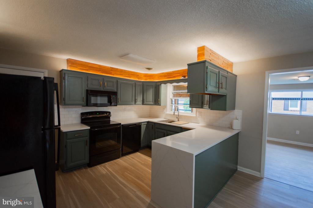 508 EDGEMONT TERRACE