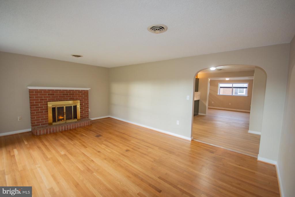 508 EDGEMONT TERRACE