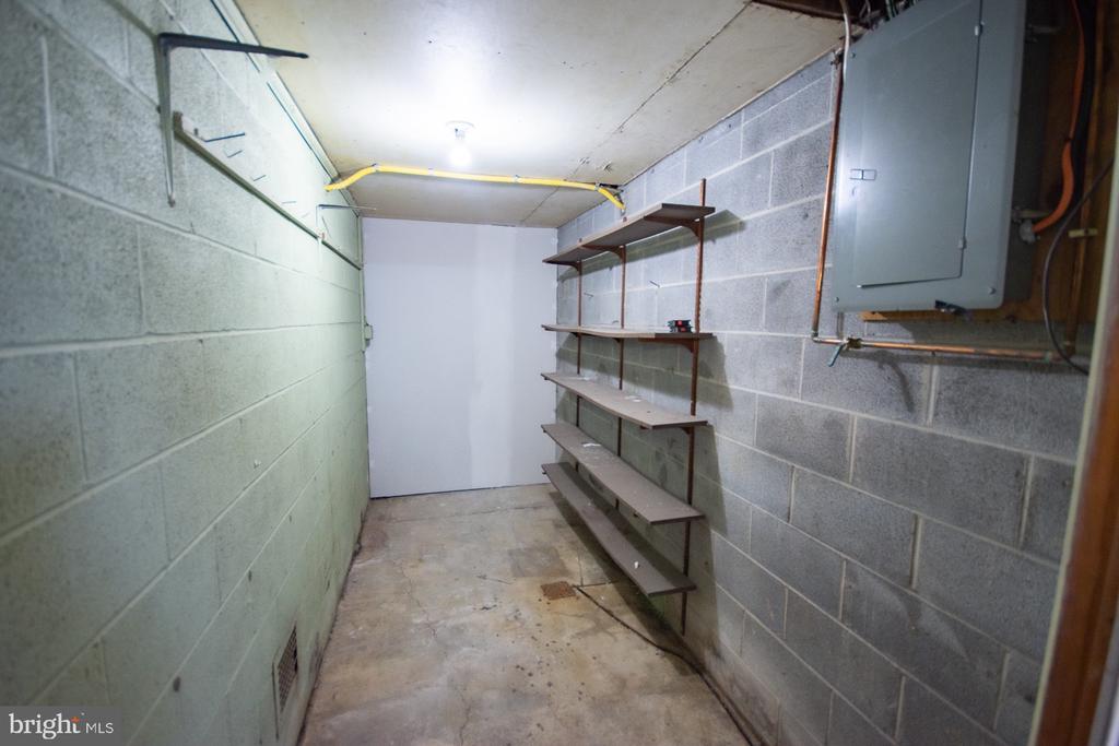 508 EDGEMONT TERRACE