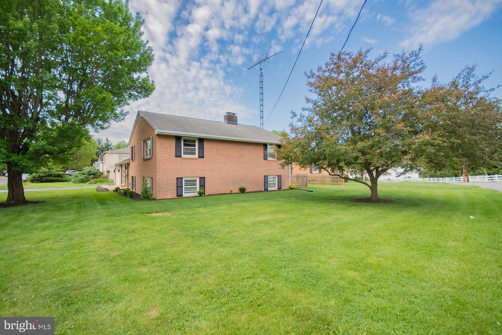 508 EDGEMONT TERRACE