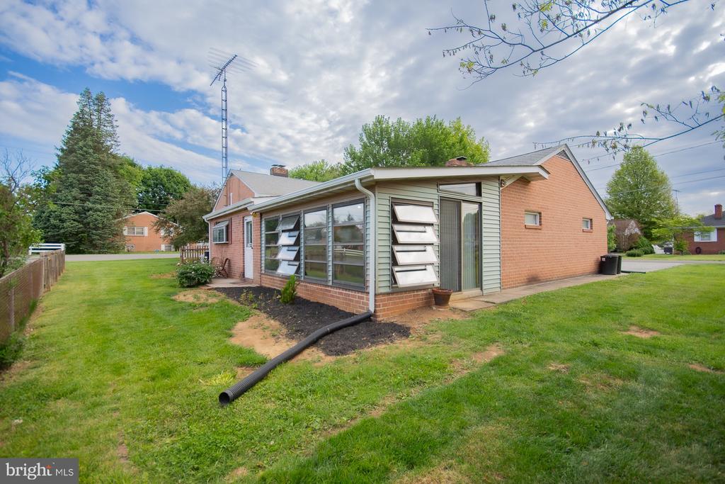 508 EDGEMONT TERRACE