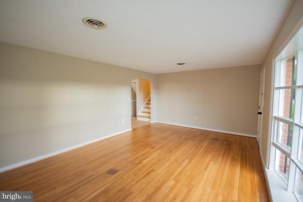 508 EDGEMONT TERRACE