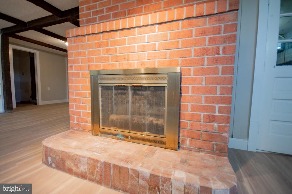 508 EDGEMONT TERRACE