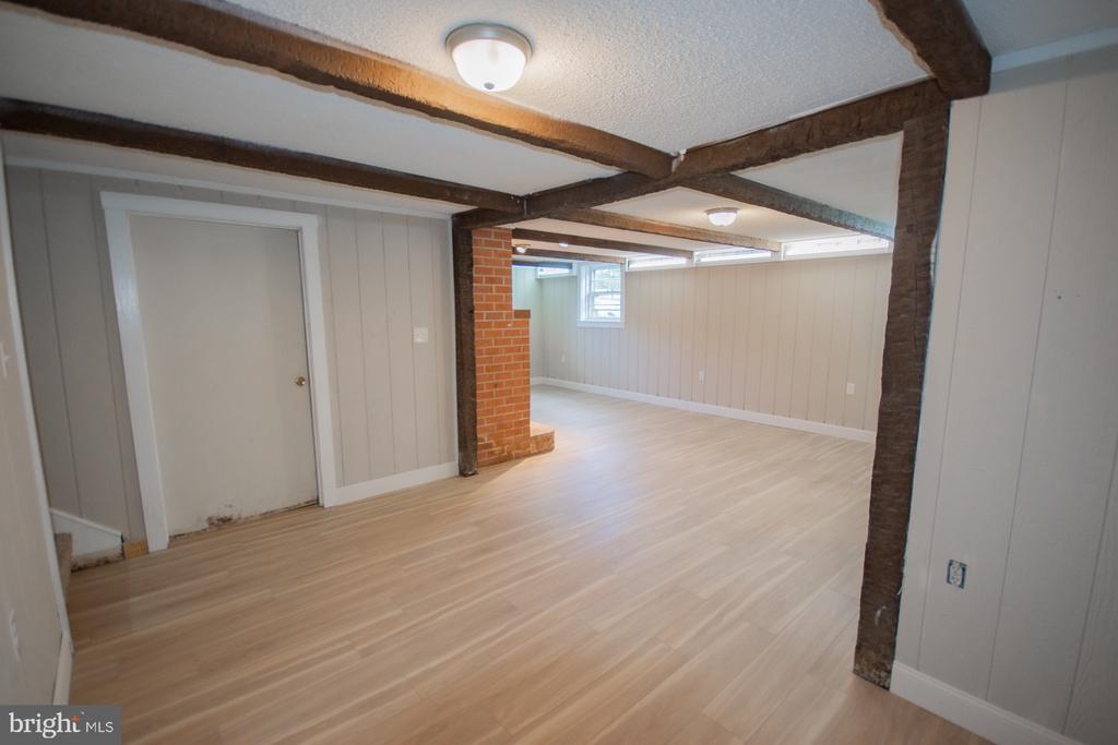 508 EDGEMONT TERRACE