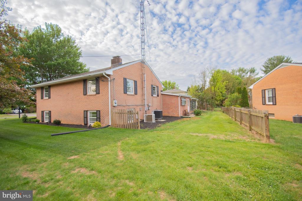 508 EDGEMONT TERRACE
