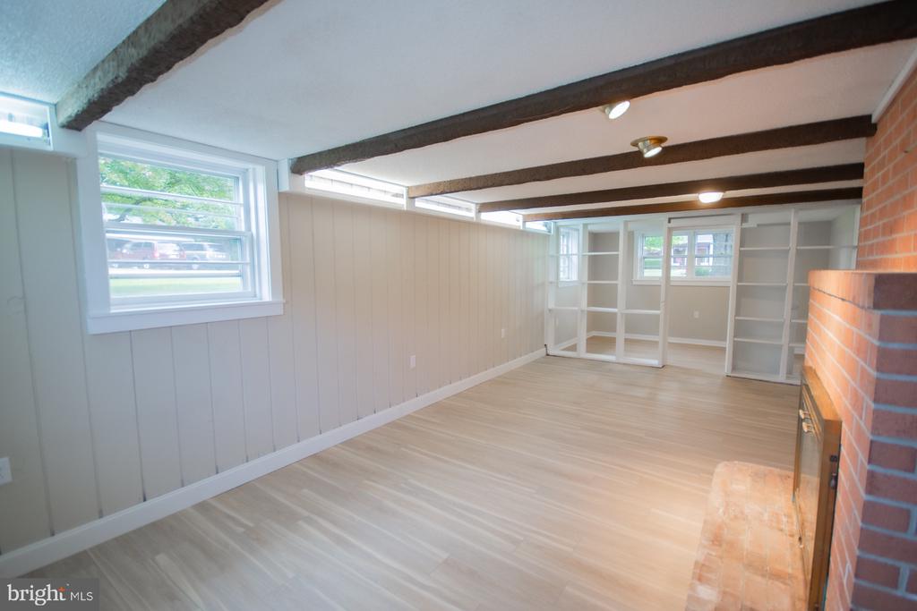 508 EDGEMONT TERRACE