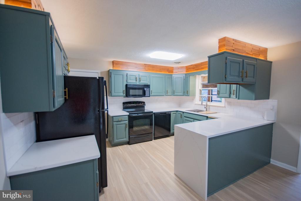 508 EDGEMONT TERRACE