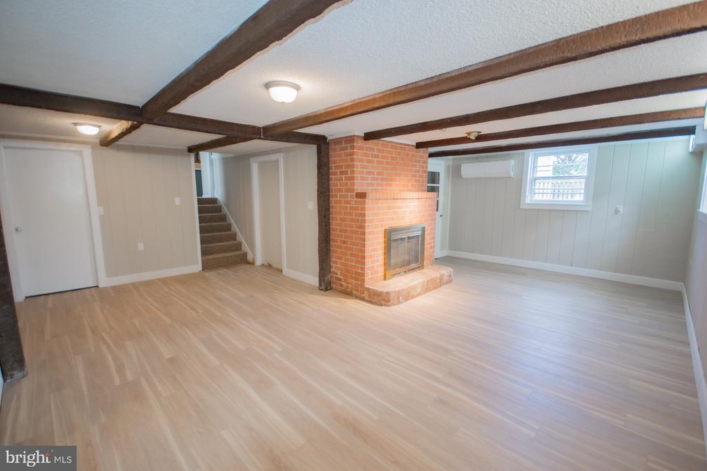 508 EDGEMONT TERRACE