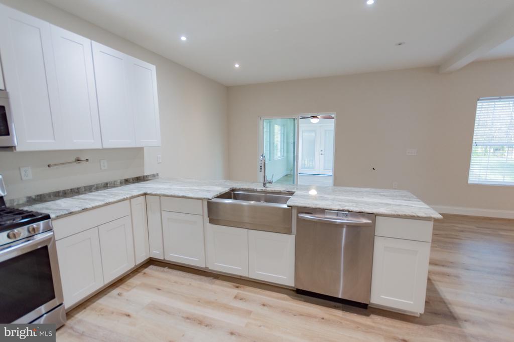 526 THIRD STREET