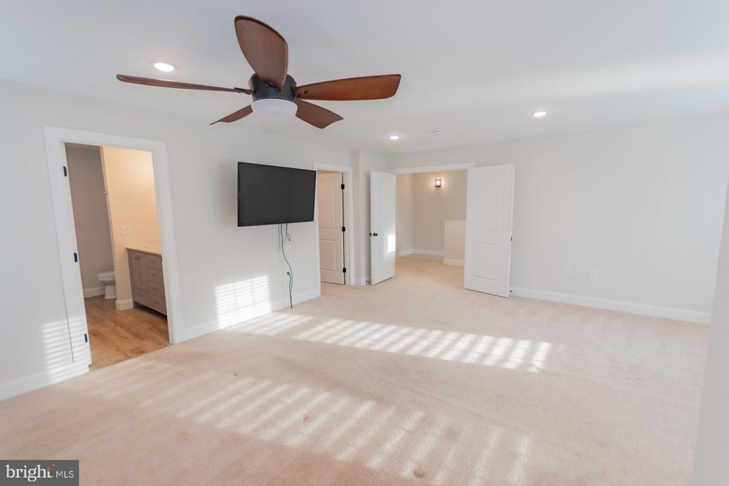 526 THIRD STREET