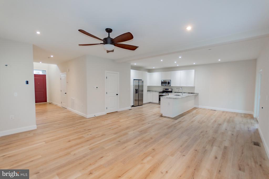 526 THIRD STREET