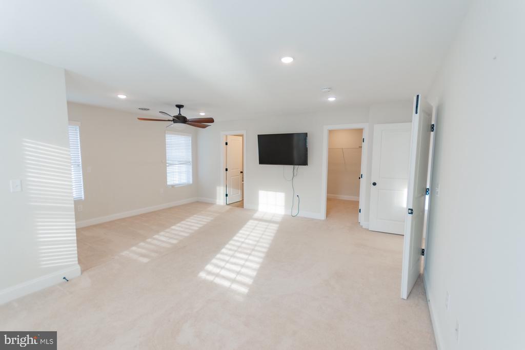 526 THIRD STREET