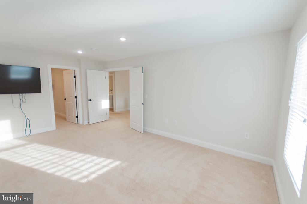 526 THIRD STREET