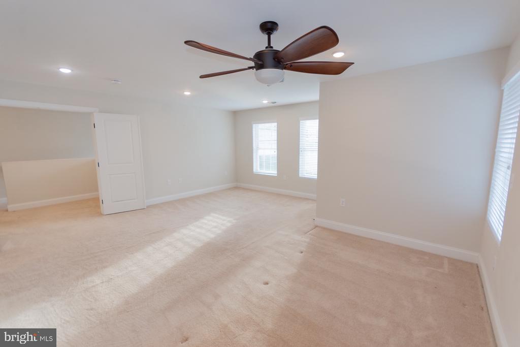 526 THIRD STREET