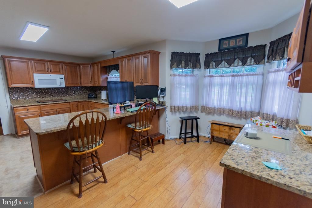 406 AZALEA LANE