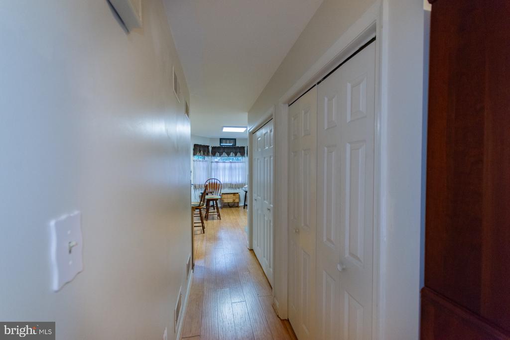 406 AZALEA LANE