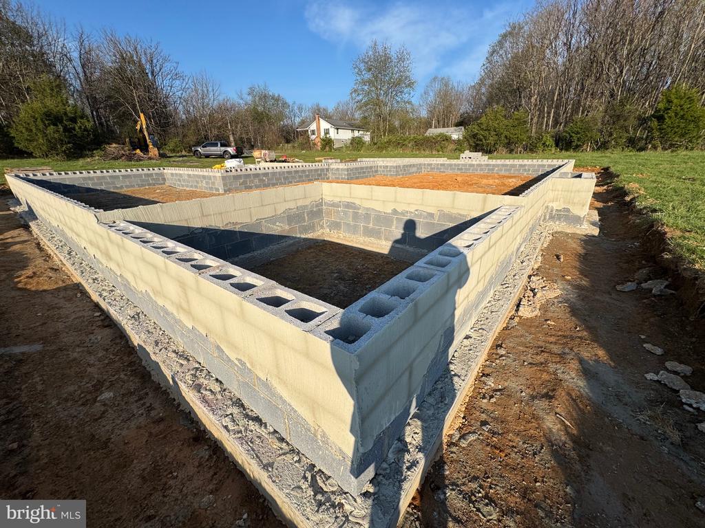 128 FOREMAN ROAD