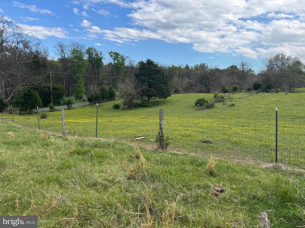 8.03 acres WHITINGS NECK ROAD