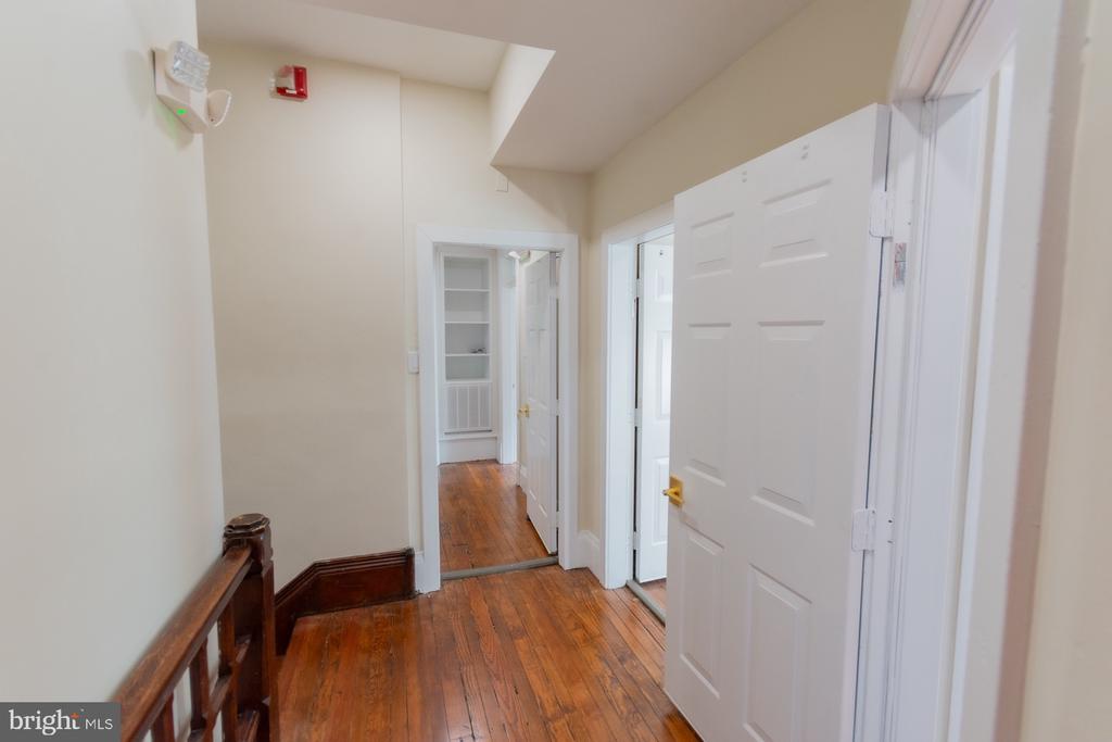 408 W KING STREET