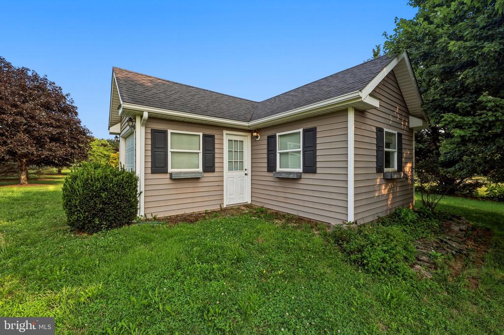 15 SUDLEY LANE