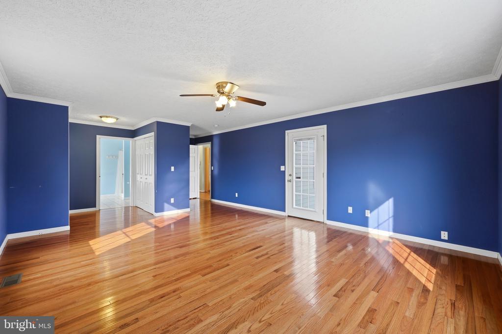15 SUDLEY LANE
