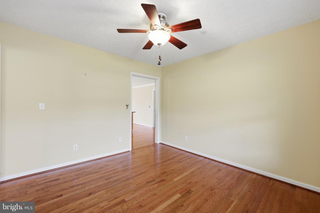 15 SUDLEY LANE