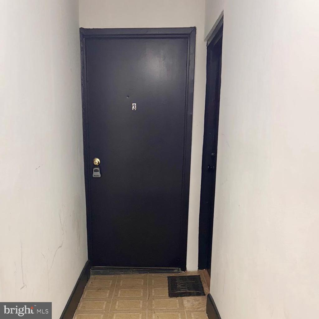 114 W MARTIN STREET Unit: 3