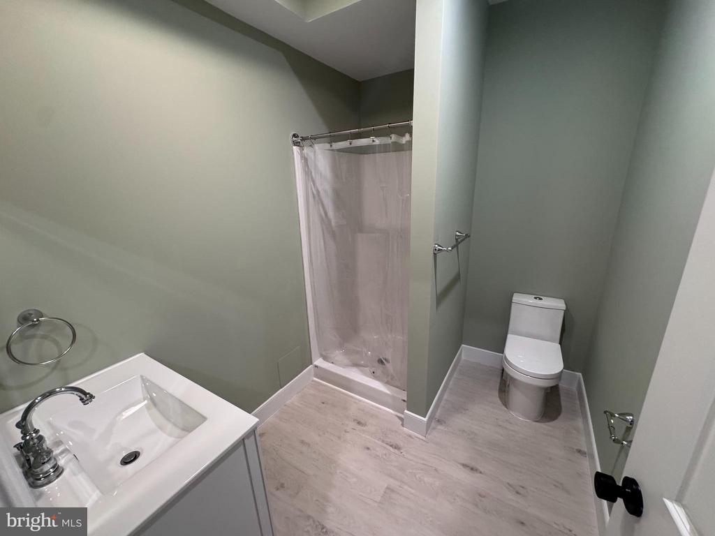 530 THIRD STREET Unit: B
