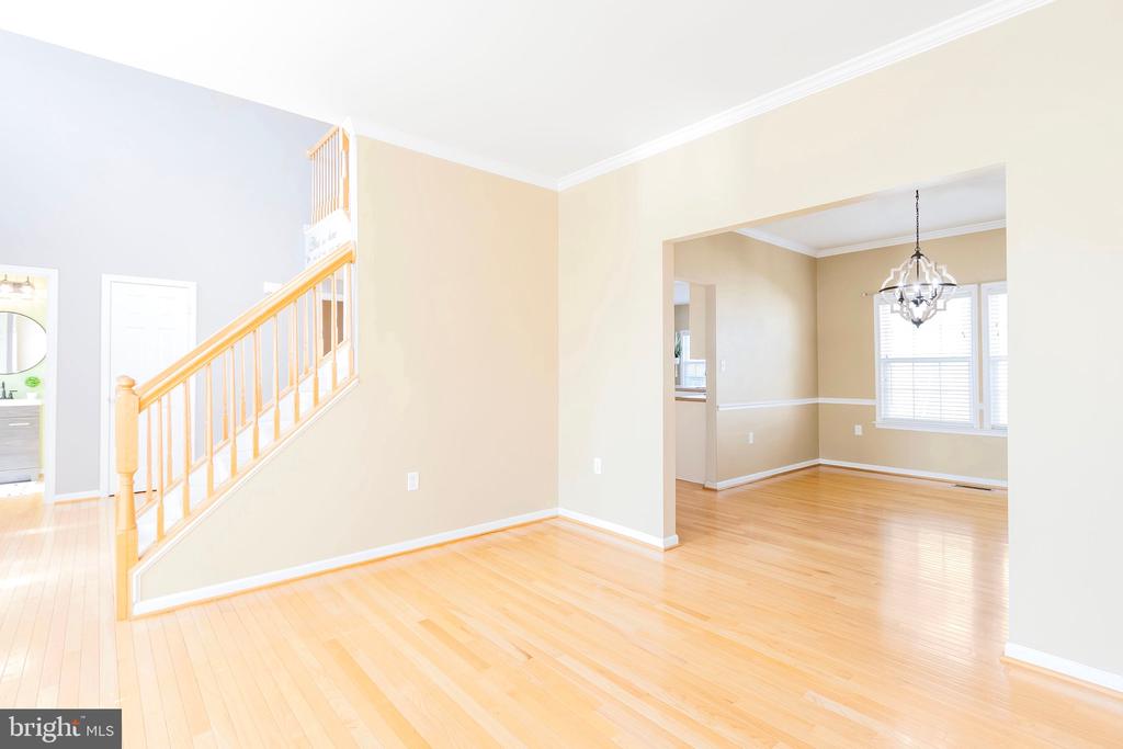 32 LOFTING LANE
