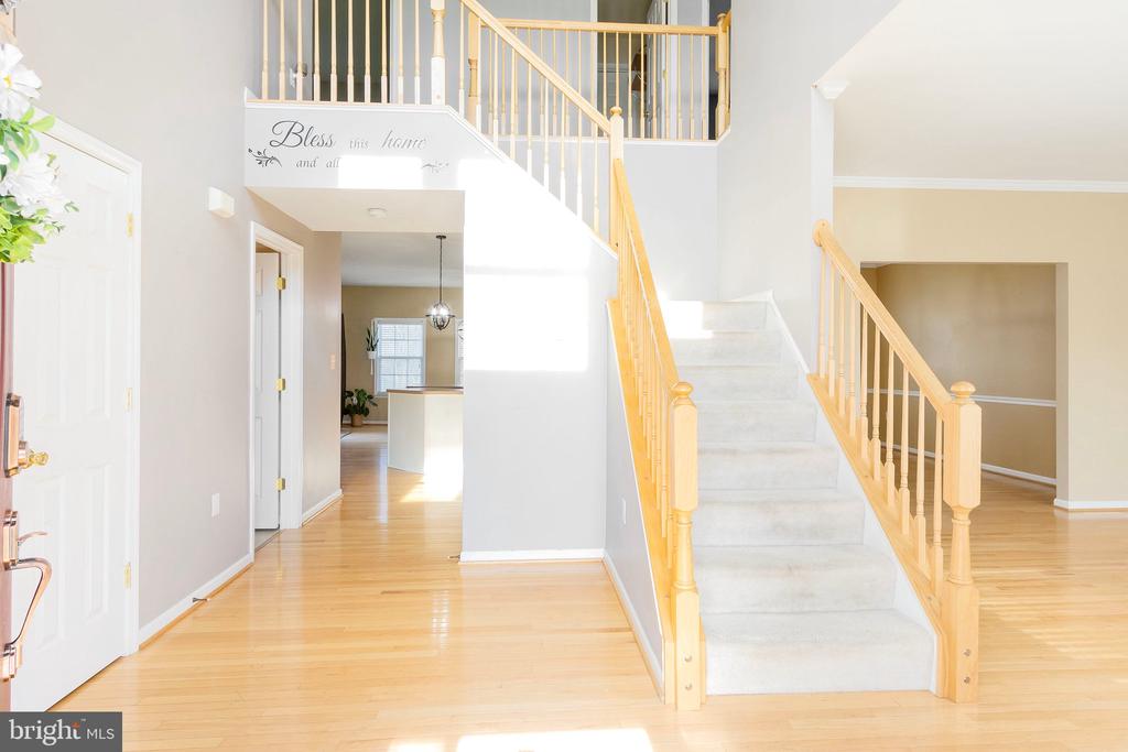 32 LOFTING LANE