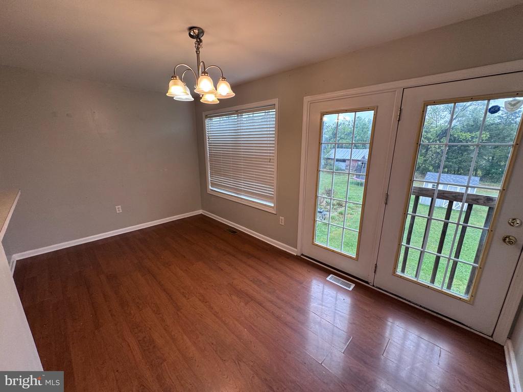 244 TOPAZ LANE