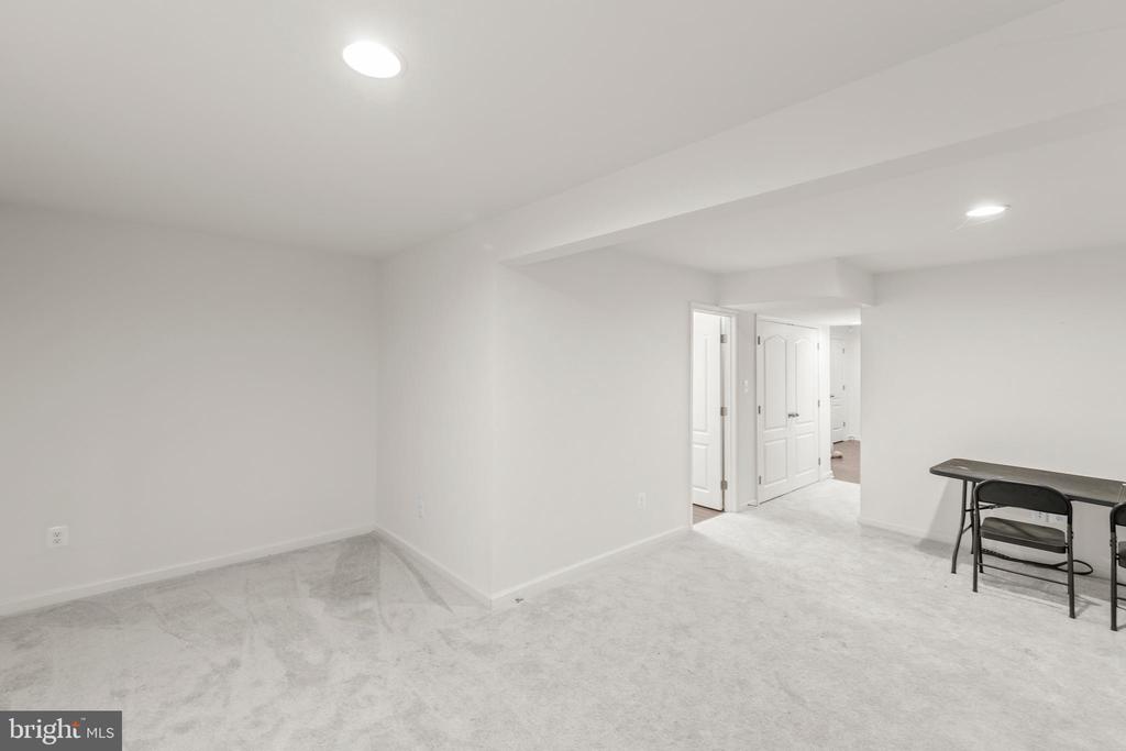 68 TATE MANOR DRIVE