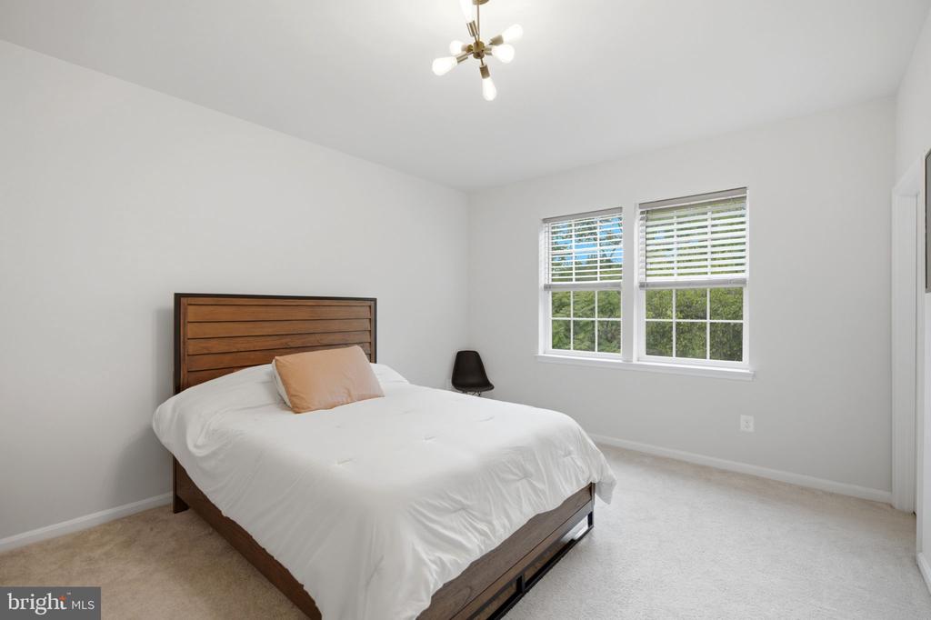 225 STARKEYS LANDING