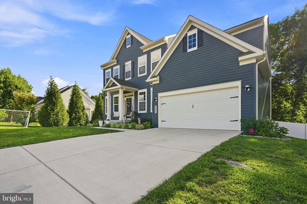 225 STARKEYS LANDING