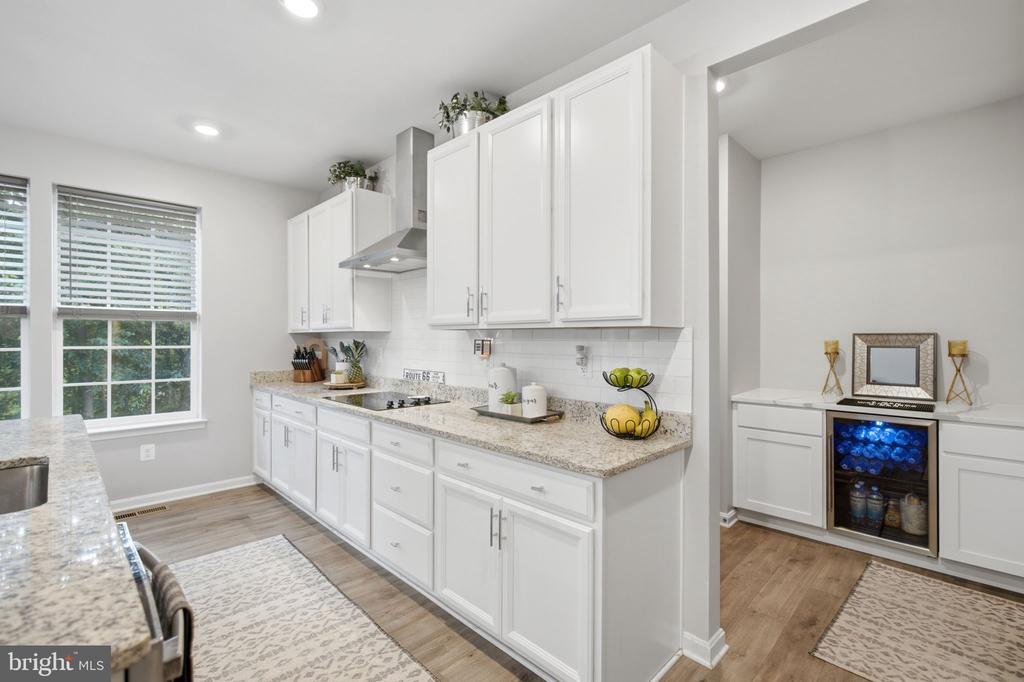 225 STARKEYS LANDING