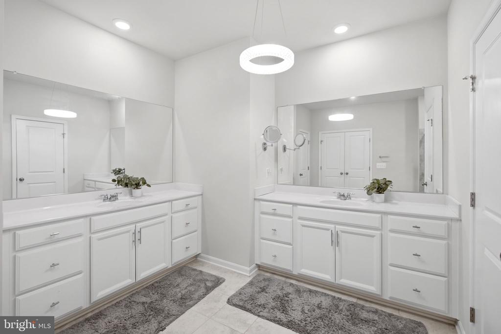 225 STARKEYS LANDING