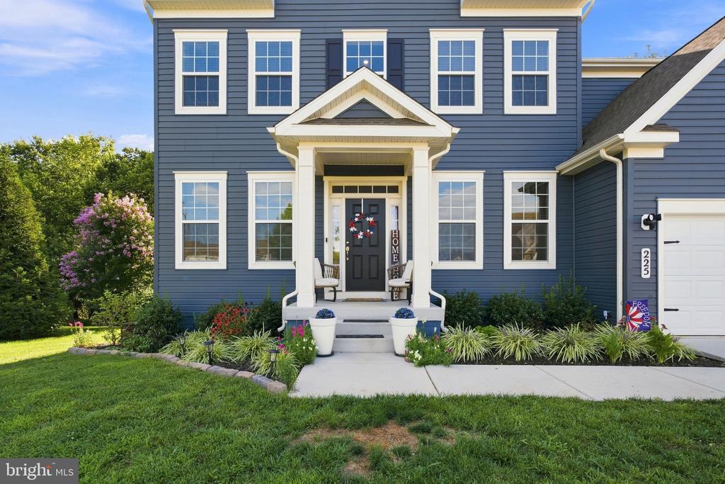 225 STARKEYS LANDING