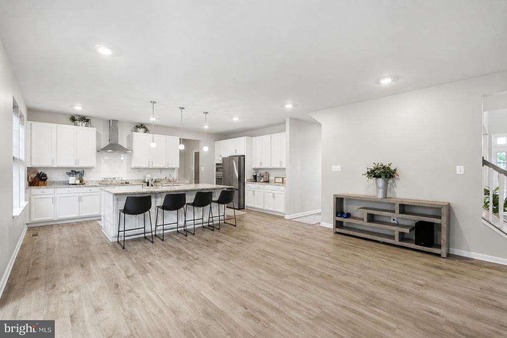 225 STARKEYS LANDING