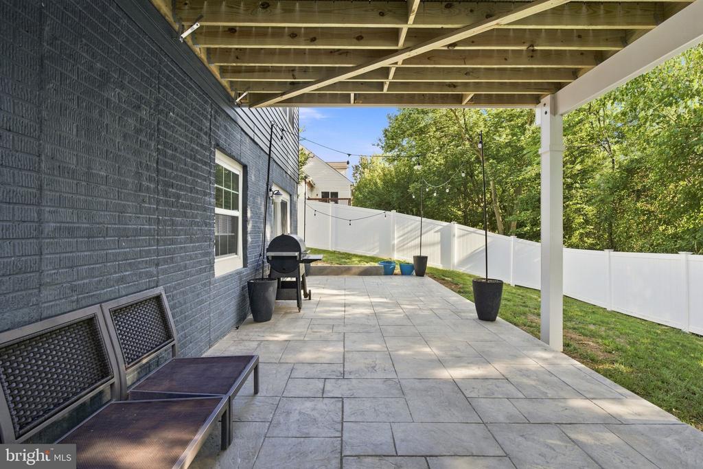 225 STARKEYS LANDING