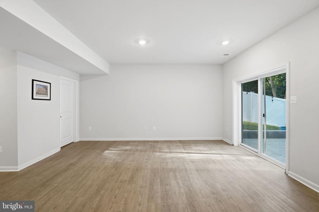 225 STARKEYS LANDING