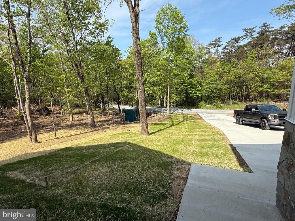 33 BUTTERNUT LANE