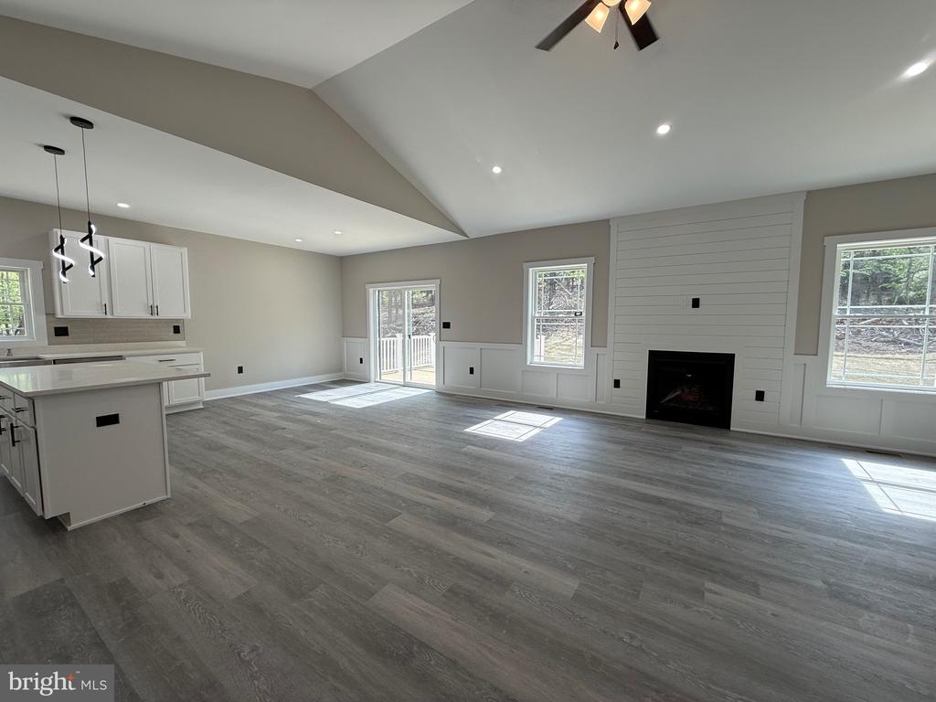 33 BUTTERNUT LANE