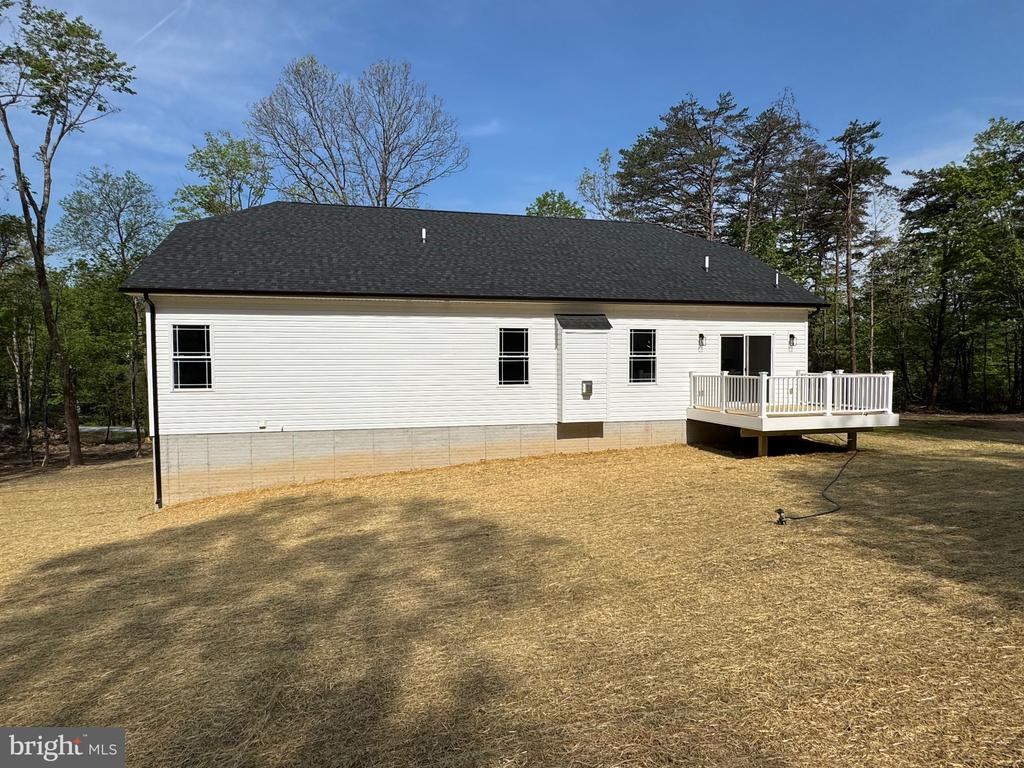 33 BUTTERNUT LANE