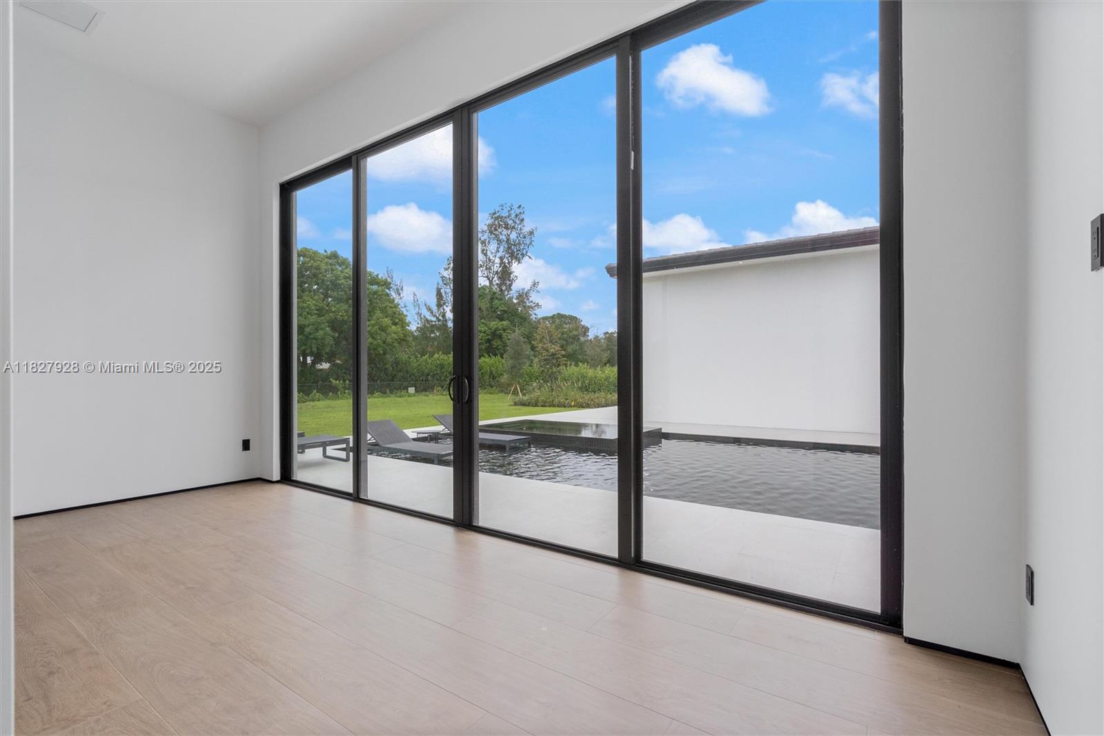 1520 SW 149th Ter