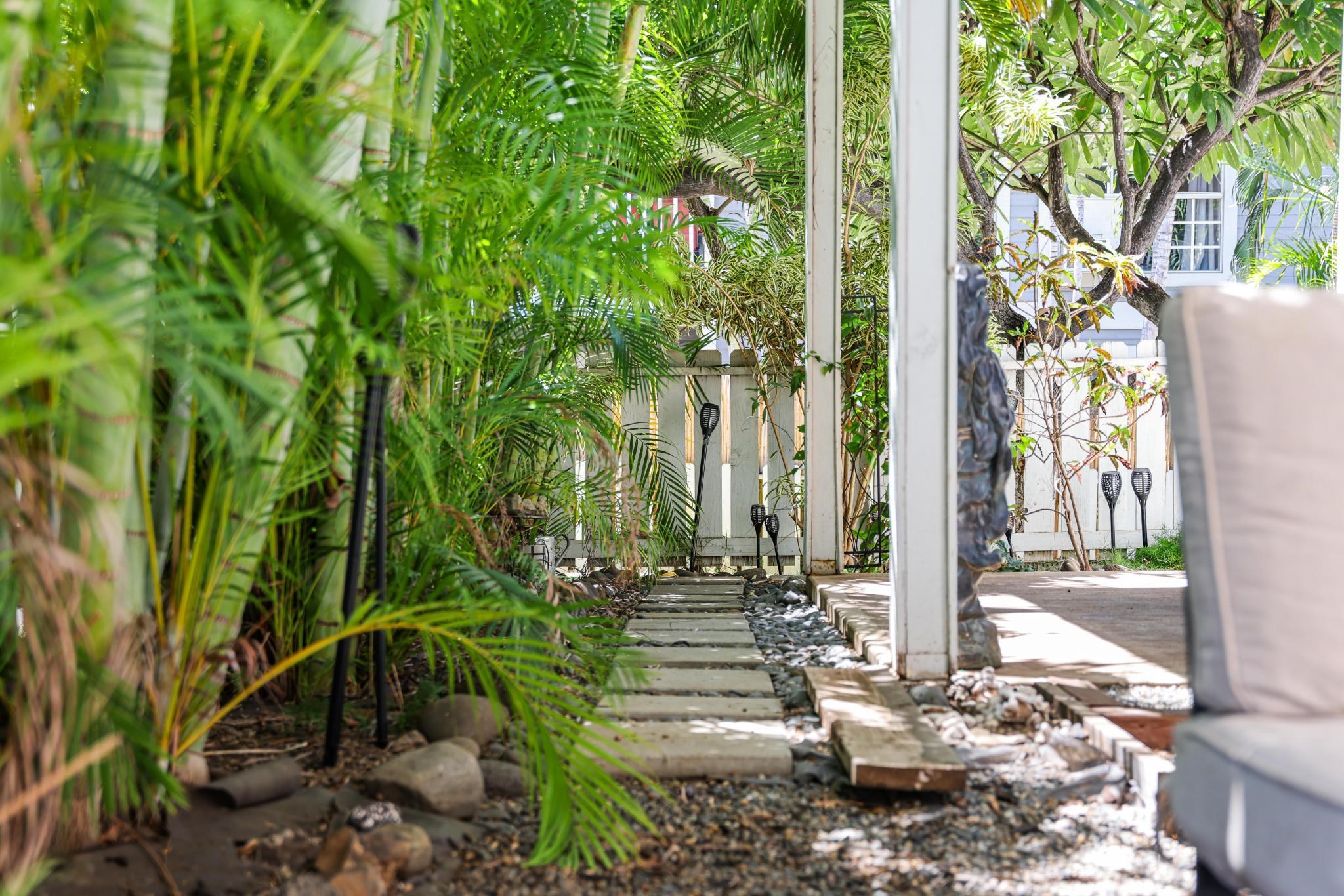 160 Keonekai Rd Unit: 7-101