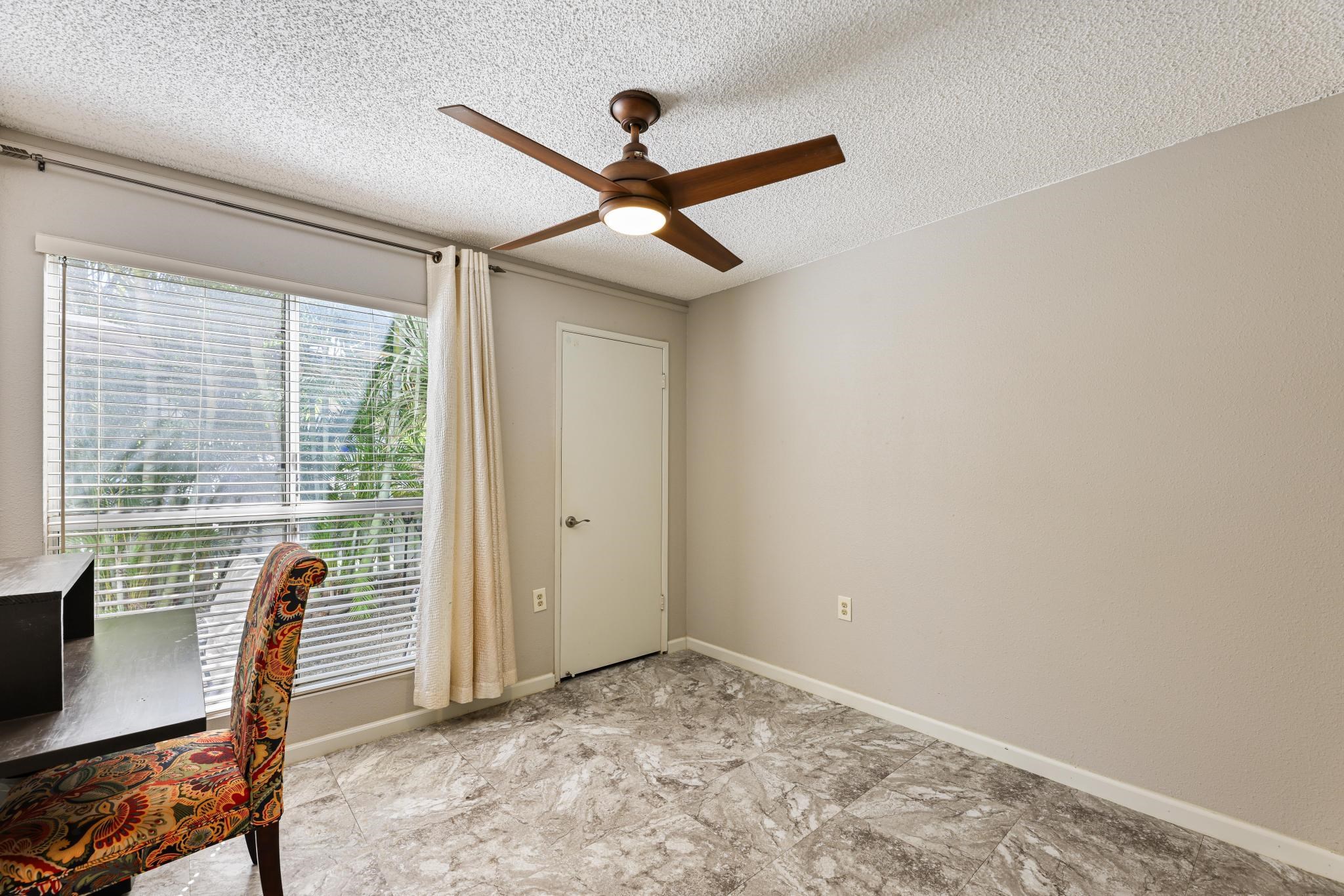 160 Keonekai Rd Unit: 7-101