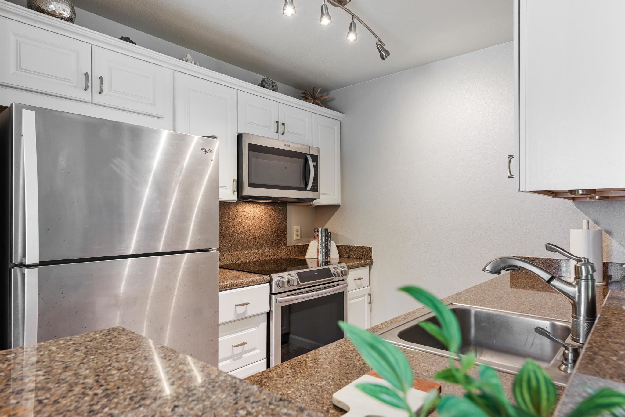 160 Keonekai Rd Unit: 7-101